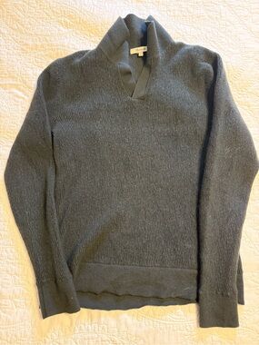 Madewell Men's Dark Gray Ribbed V-Neck Sweater